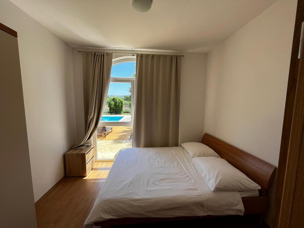 Orange Tree Garden Apartment Трогир Екстериор снимка