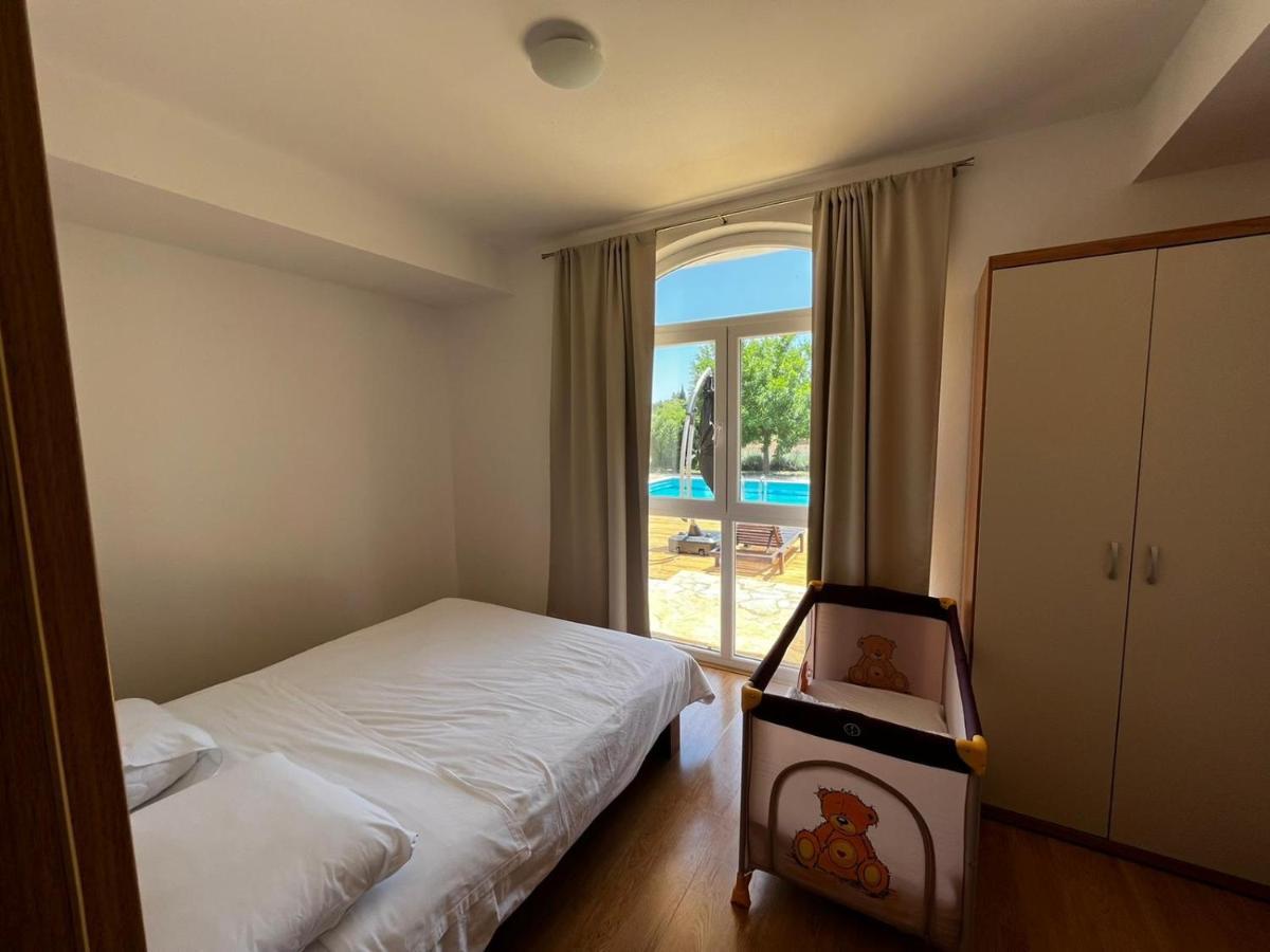 Orange Tree Garden Apartment Трогир Екстериор снимка